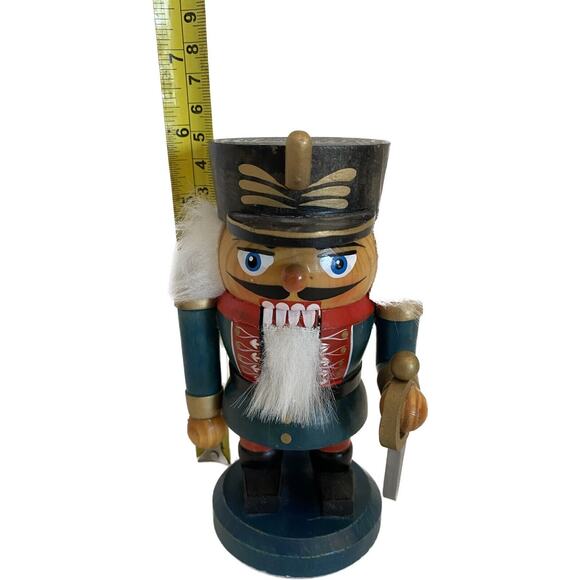 Nutcracker With Sword 6 Inches Christmas Xmas - Picture 3 of 3